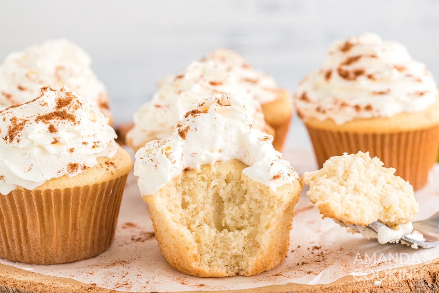 3-Ingredient Apple Pie Cupcakes