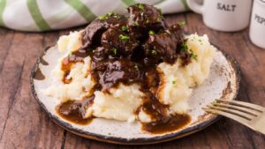 Beef-Tips-and-Gravy-FB