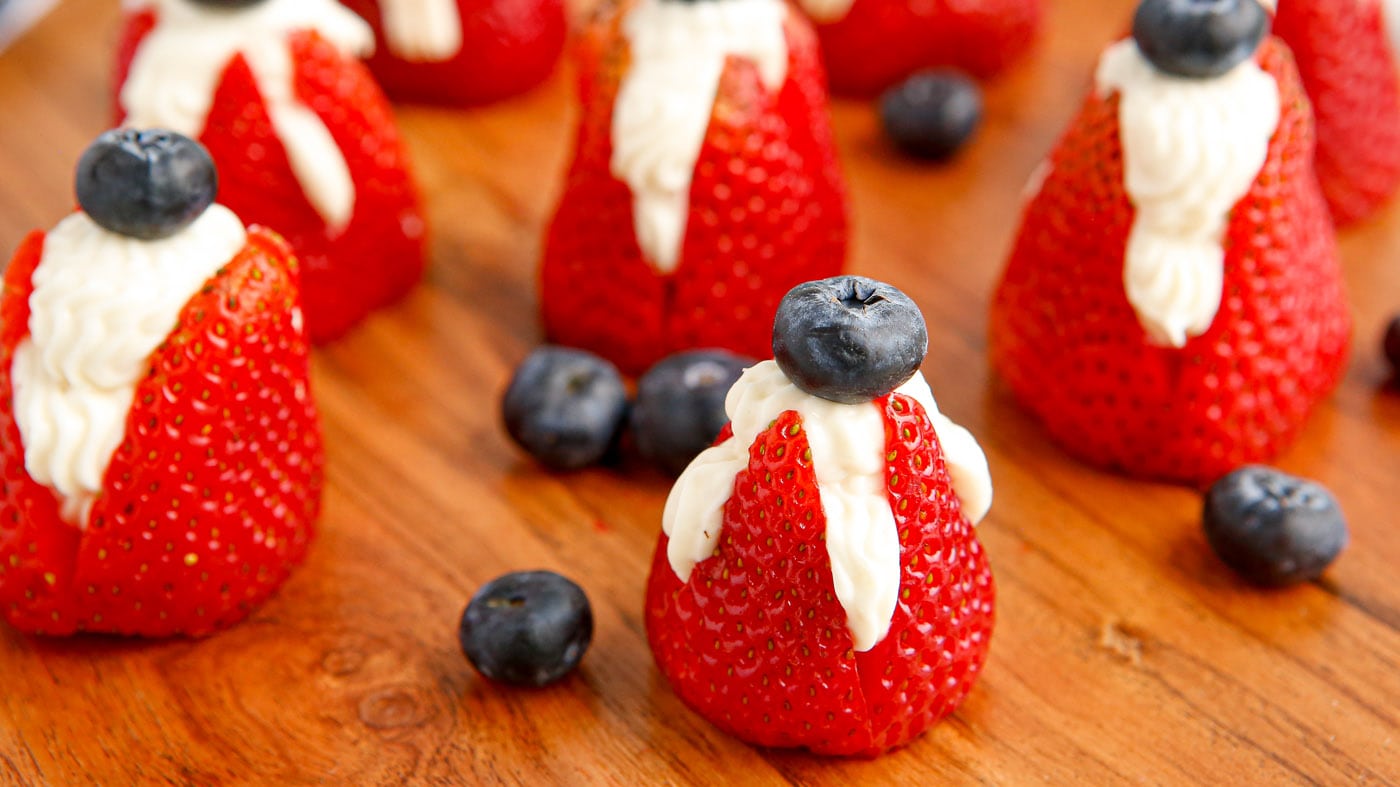 Cheesecake Stuffed Strawberries