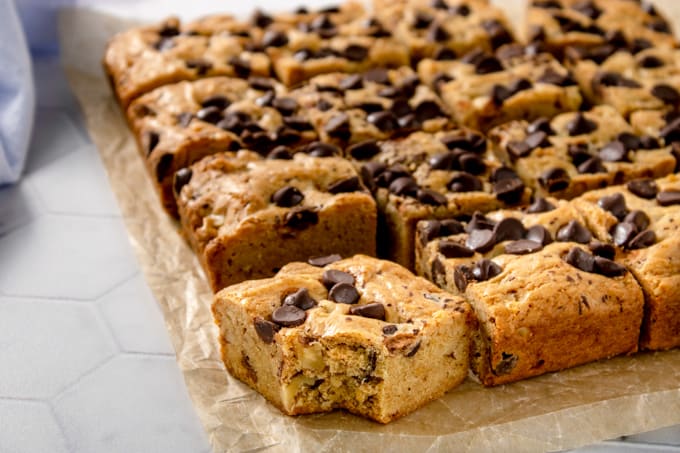 Chocolate Chip Blondies – 365 Days of Baking