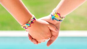 Friendship-Bracelets-FB1