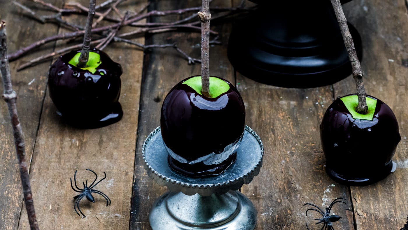 Halloween Candy Apples