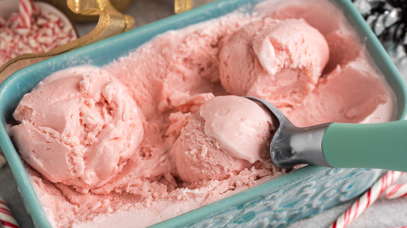 Homemade Peppermint Ice Cream