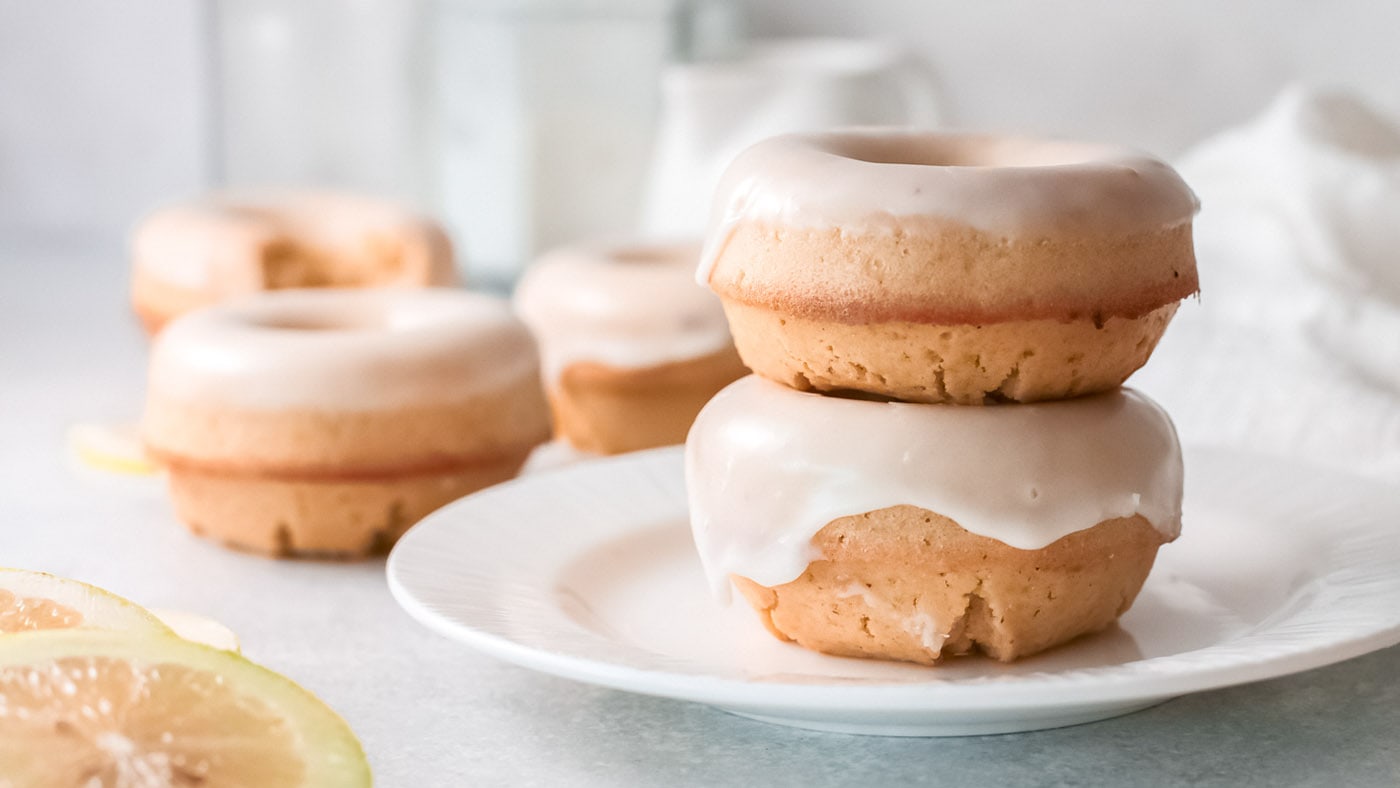 Lemon Baked Donuts