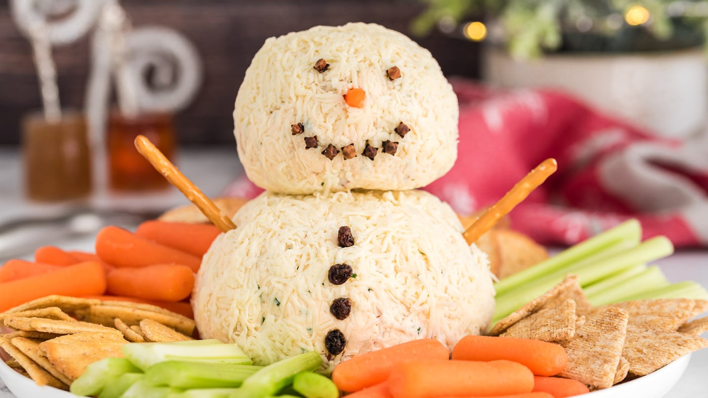 Snowman Cheeseball