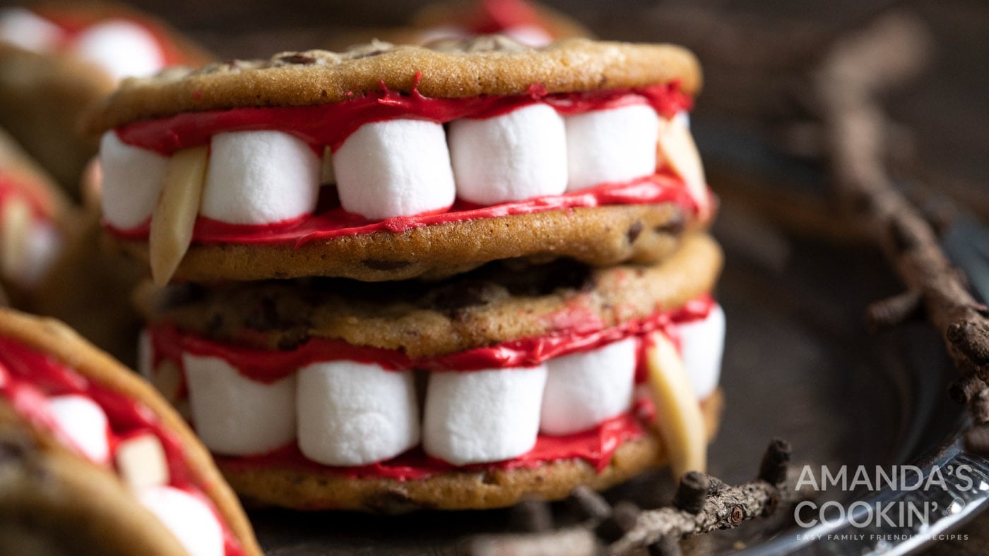 Vampire Sandwich Cookies