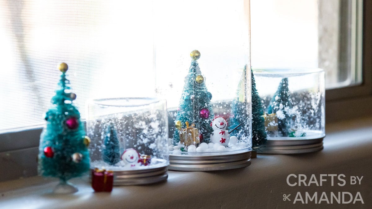 Waterless Snow Globes