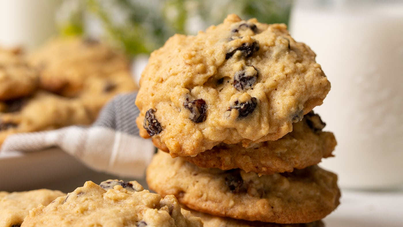 Oatmeal Raisin Cookies