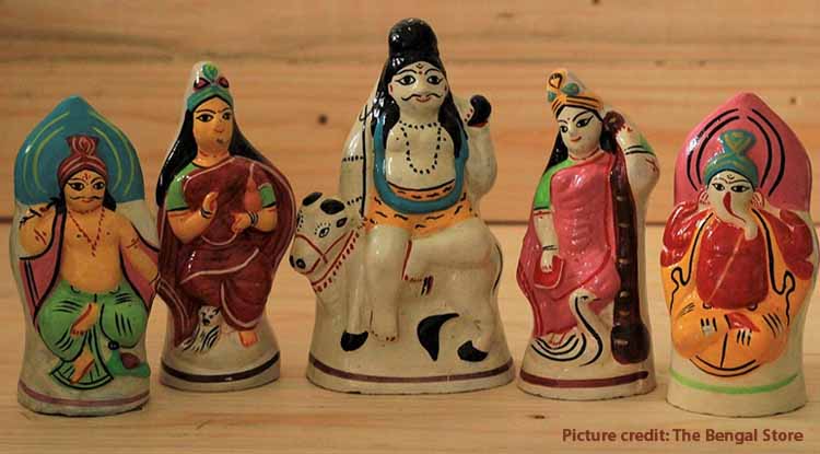 Rare clay dolls from Bengal to decorate rooms of an art lover