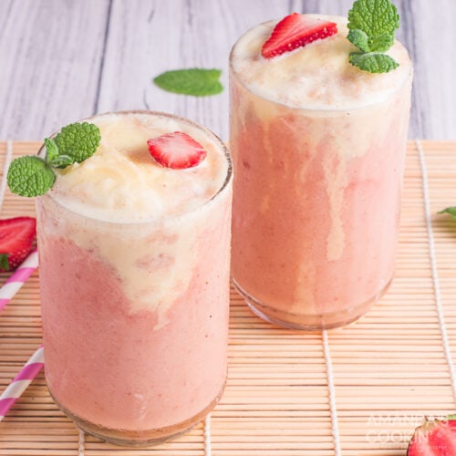 Strawberry Banana Fizzy Float