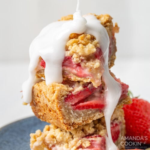 Strawberry Rhubarb Crumble Bars