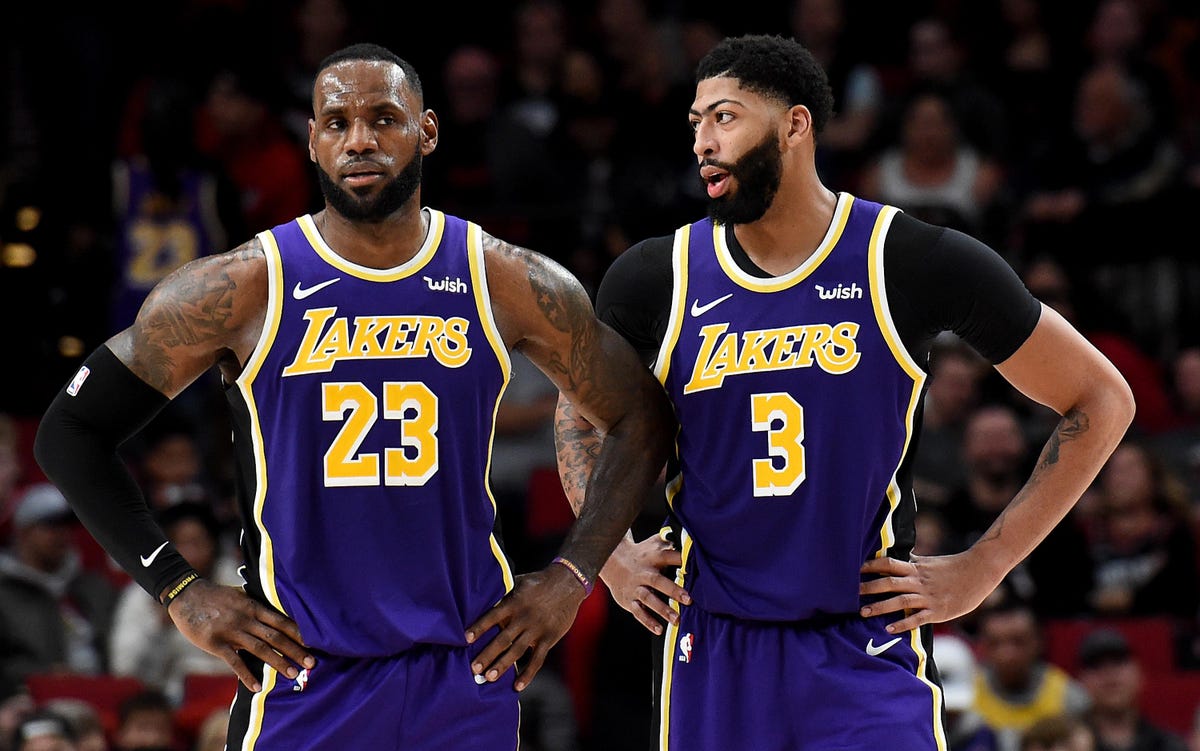 What Should The Los Angeles Lakers Do This Offseason?